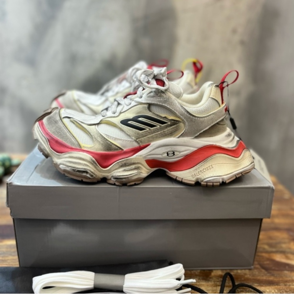 *New* Balenciaga sneakers
